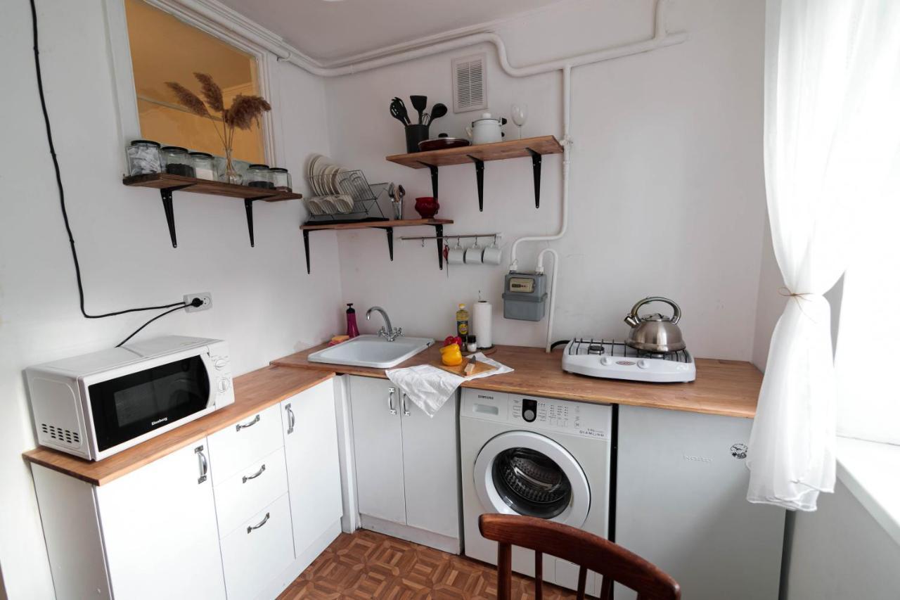 The Soviet Union Apartment In The Heart Of The Old City Alma-Ata Buitenkant foto
